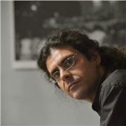 Se ofrecen clases de música: armonía, fundamentos para la composición, análisis, solfeo y piano